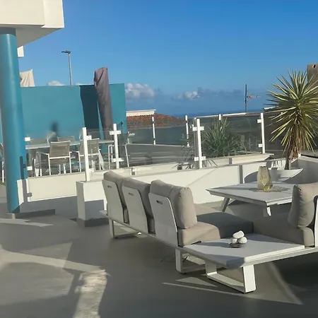 Con Piscina En Tabaiba By Alterhome Nyaraló *