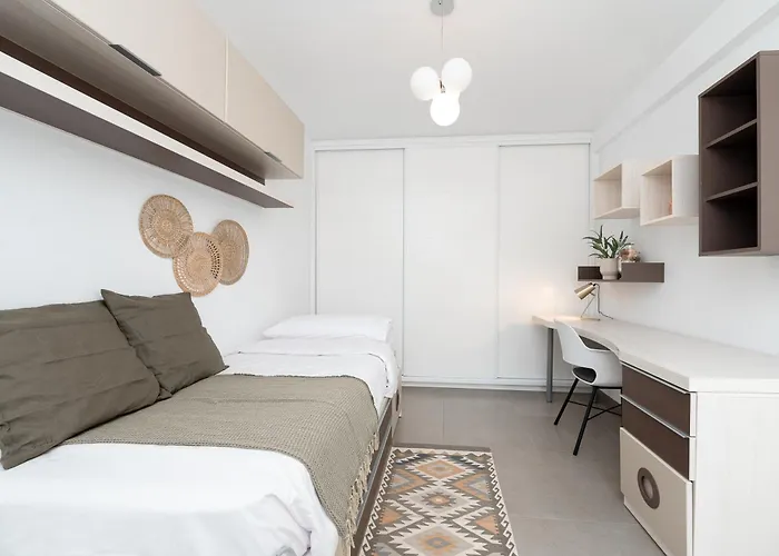 Con Piscina En Tabaiba By Alterhome *