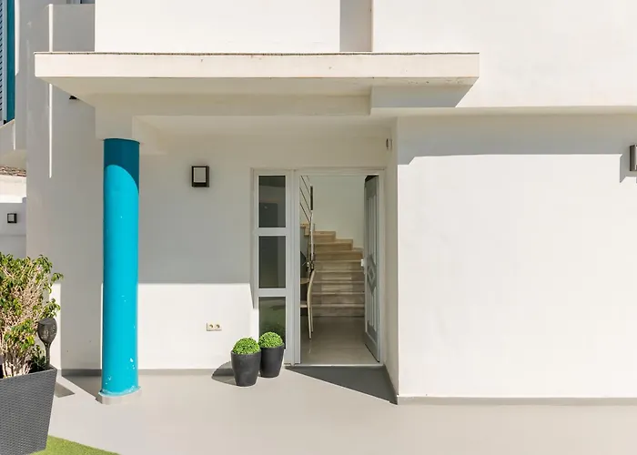 Con Piscina En Tabaiba By Alterhome Santa Cruz de Tenerife