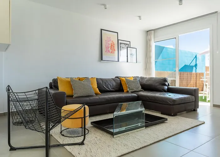 Con Piscina En Tabaiba By Alterhome Nyaraló