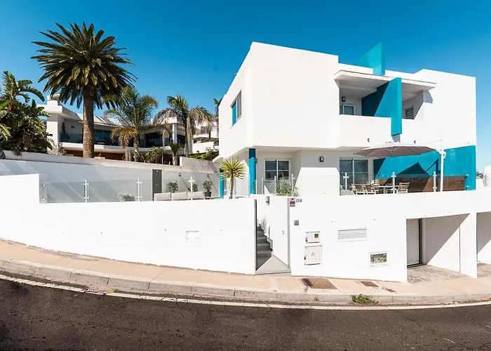 Con Piscina En Tabaiba By Alterhome * Santa Cruz de Tenerife