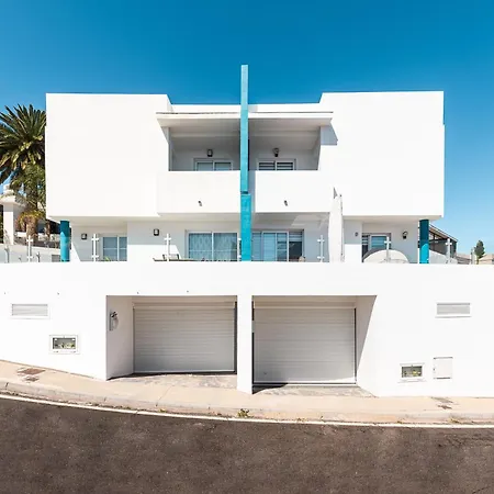Con Piscina En Tabaiba By Alterhome Ferienhaus Santa Cruz de Tenerife