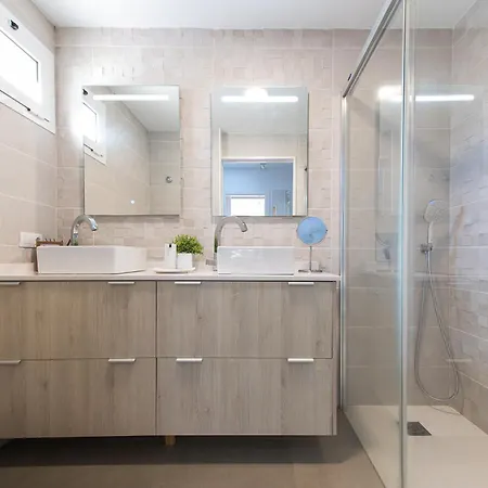 Con Piscina En Tabaiba By Alterhome *